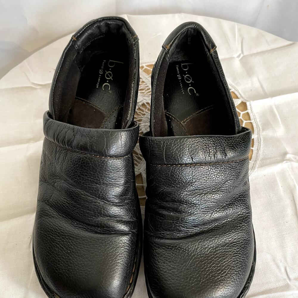 B.O.C. Born Concept Women's Black Leather Platform Clogs Size 6.5